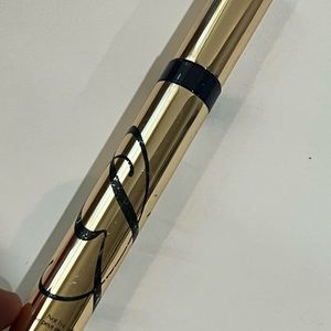 Estée Lauder mascara “extreme black” 01
Never used